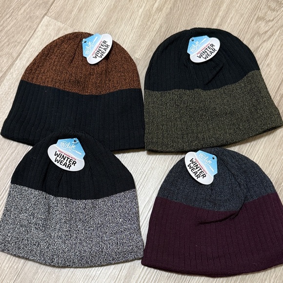 Other - Stylish Two-Tone Winter Beanies